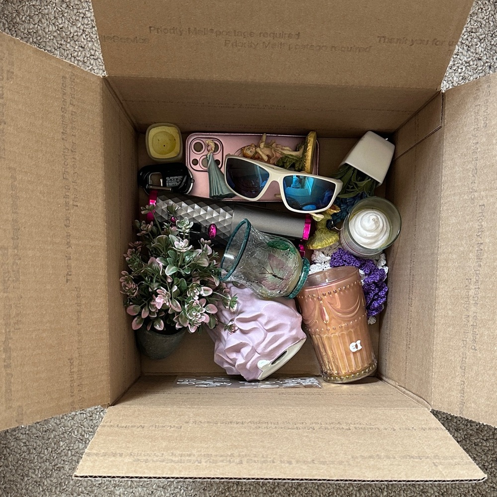 Assorted Home Decor and Accessories bundle#1